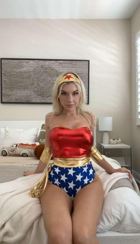 halloween month.... bet you cant wait to see me strip out of..