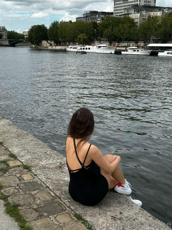 nice to walk around Paris and eat Italian food