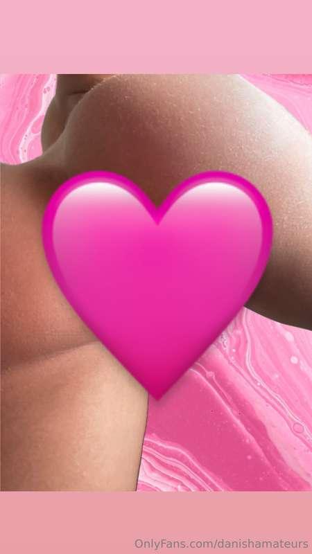 Hi babes!🩷 Today I felt like the theme should be pink, so I ..