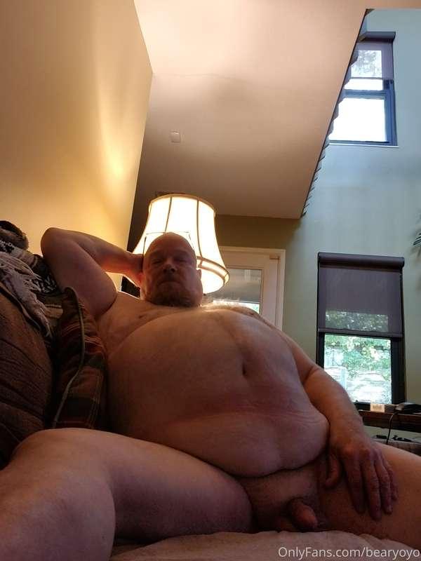 Come sit next to me on my couch !!!!