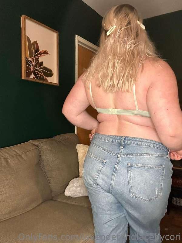 lavenderandlacebycori image #1