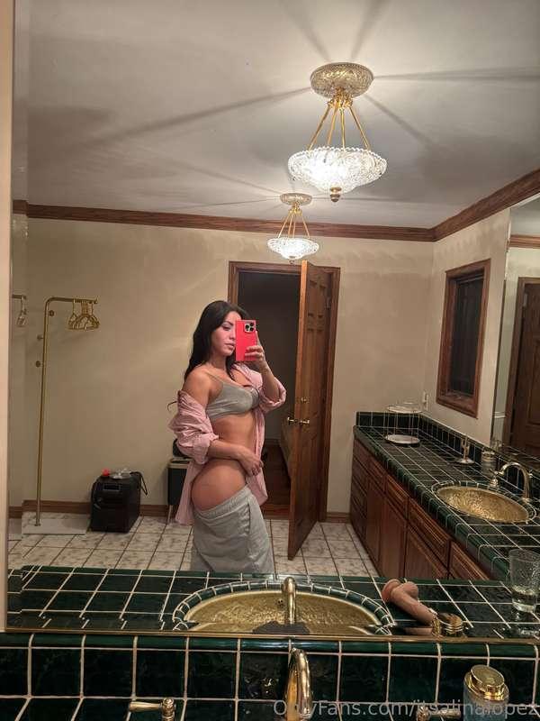 curves first, questions later 🔥