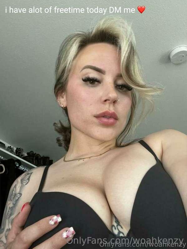 Make sure you ask me about my exclusive sexting and custom d..