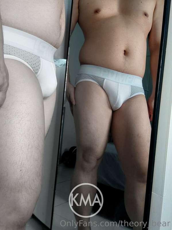 Like to see more? Will post a more NSFW post later ;)