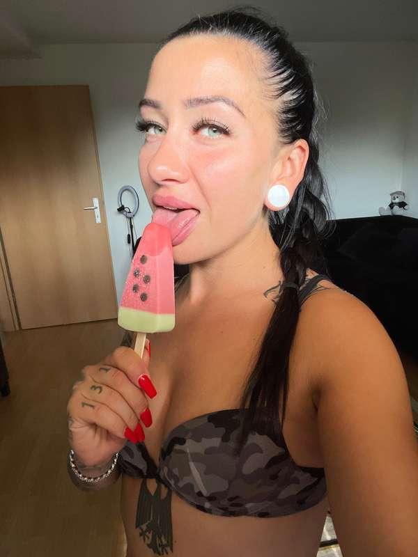 bellabisschenanders image #0