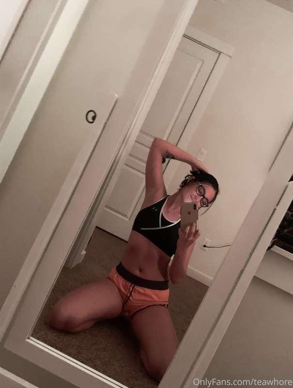 Went on a run this morning! How do you like my outfit?🔥