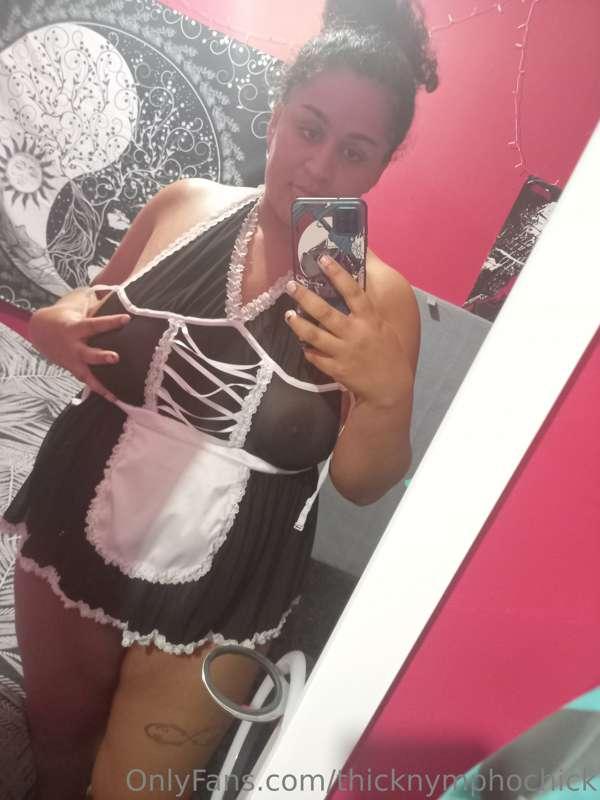 Feel like being a maid tonight. Wanna clean up cum with my t..