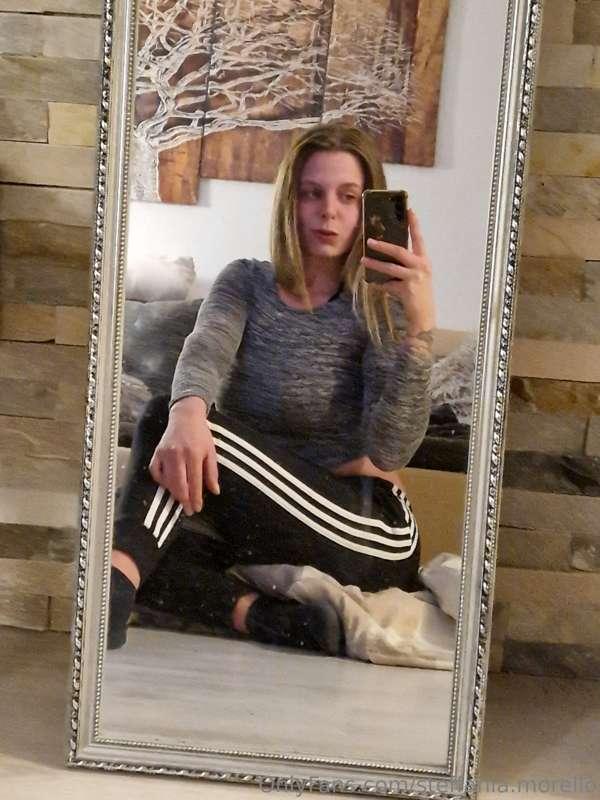 Hey Süßer 😘  Hattest du eine Gute Nacht ? Bist du schon fit ..