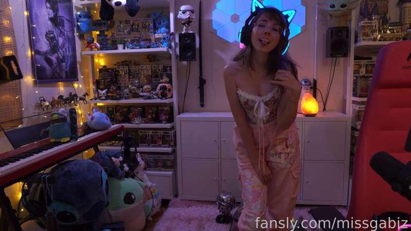 missgabiz image #13