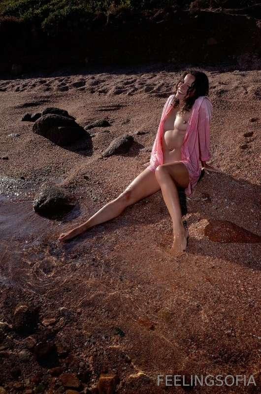 ....told you I'm good at beach...💦 😜
