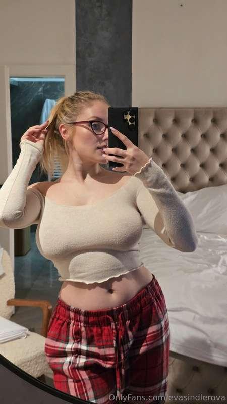 evasindlerova image #1