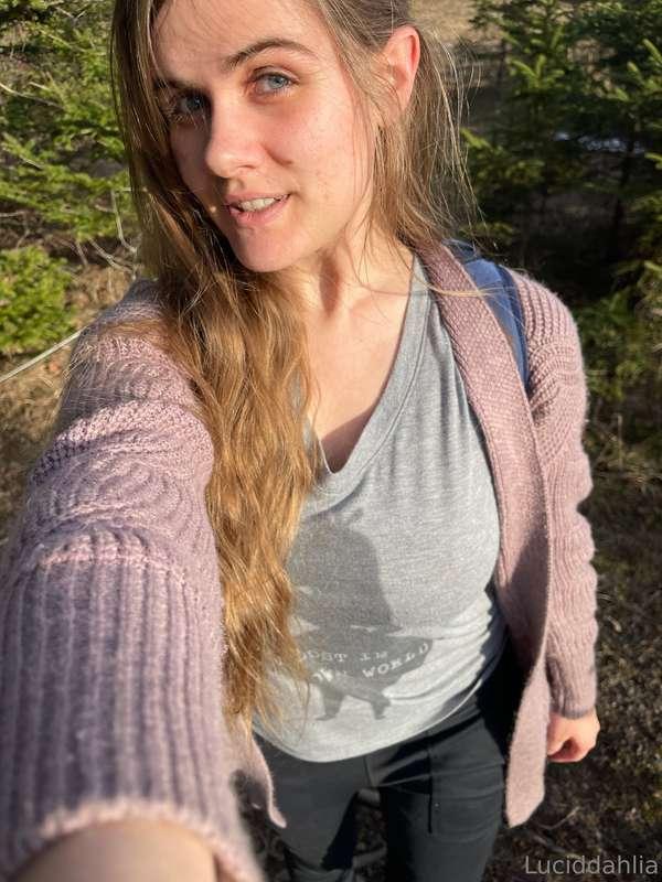 swipe to pull my shirt up