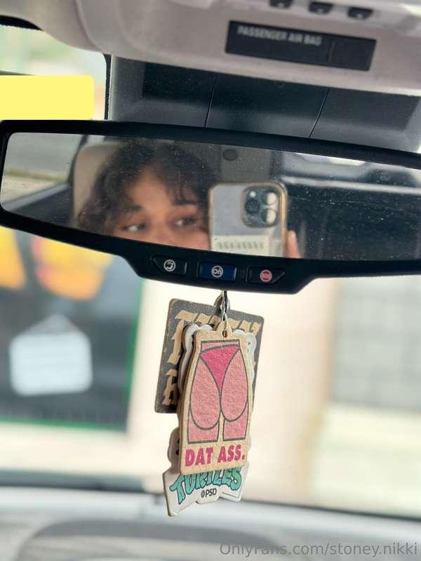 ✨ Surprise Surprise ✨....See y’all after the weekend 💋