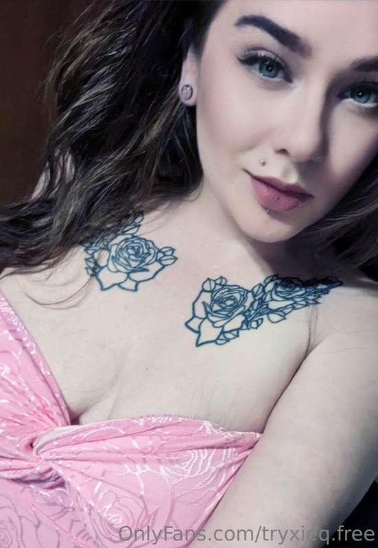 Cum see more at www.onlyfans.com/tryxieq for more content at..