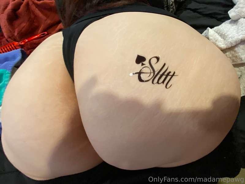 madamepawg image #27