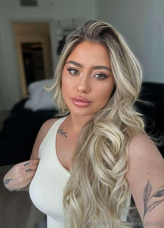 selfie vibes ---> @xoxoblaiir