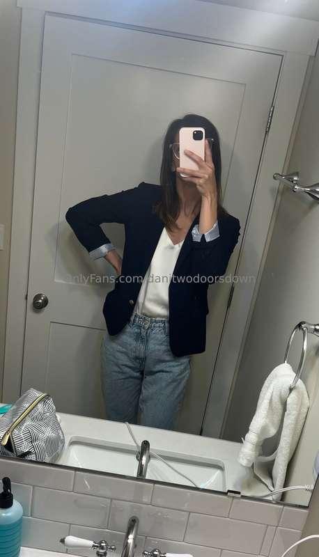 Dani does big girl trips 🙋‍♀️👔🙆‍♀️