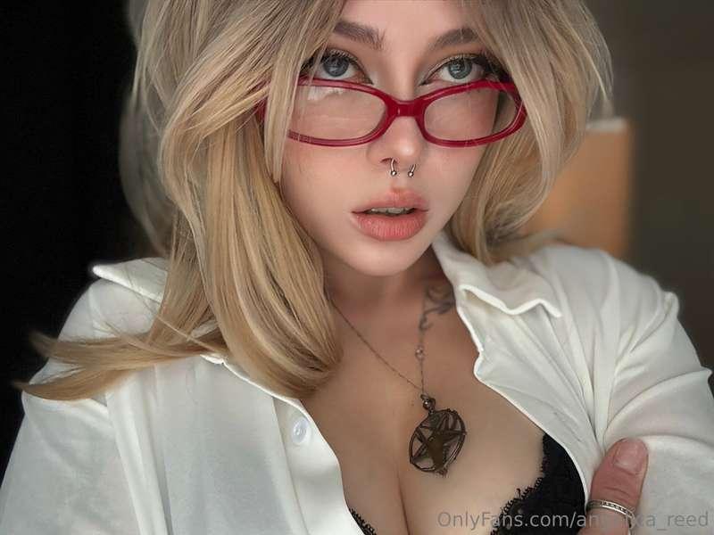 naughty secretary desperate for your attention 