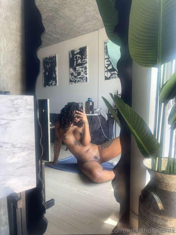 My pretty pussy making a mess all over my towel 😋💦🥵