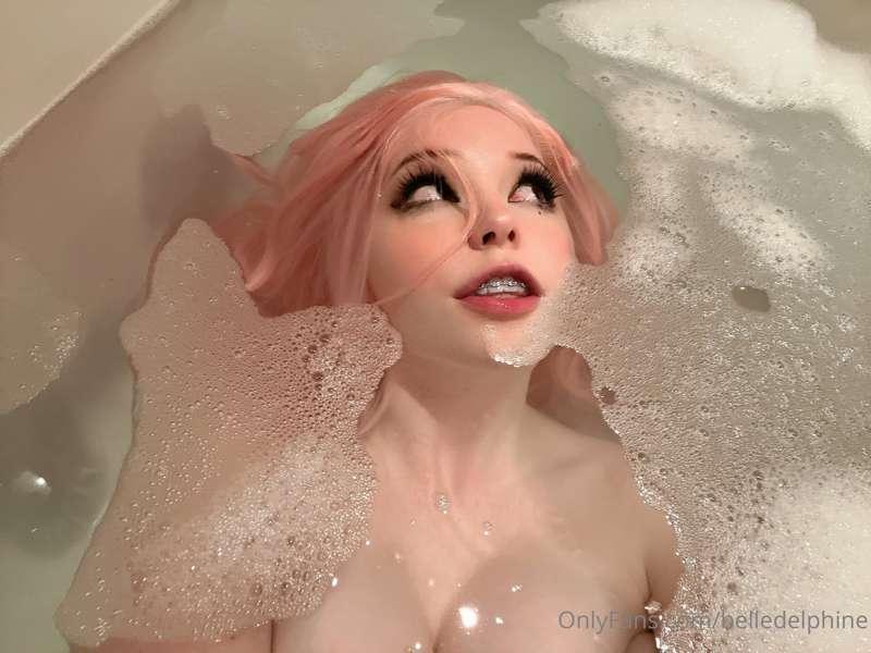 belledelphine image #15
