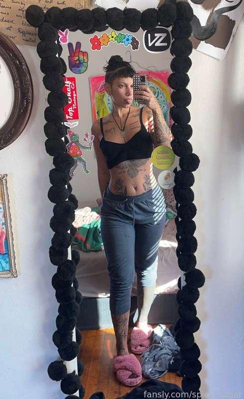 Goodmorning! Time to make some tea 
#tattoos #face #petite #alt #natural 