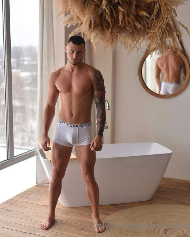 max_barz image #1