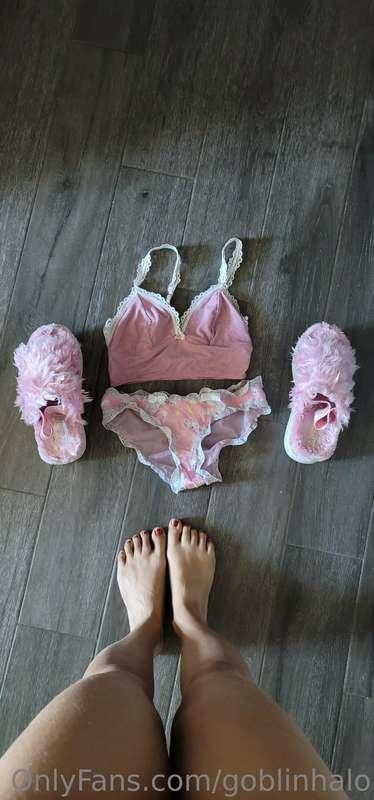 FAKE BODY Sexy pretty baby pink lingerie 😍 😘 GIANT FAKE TITS..