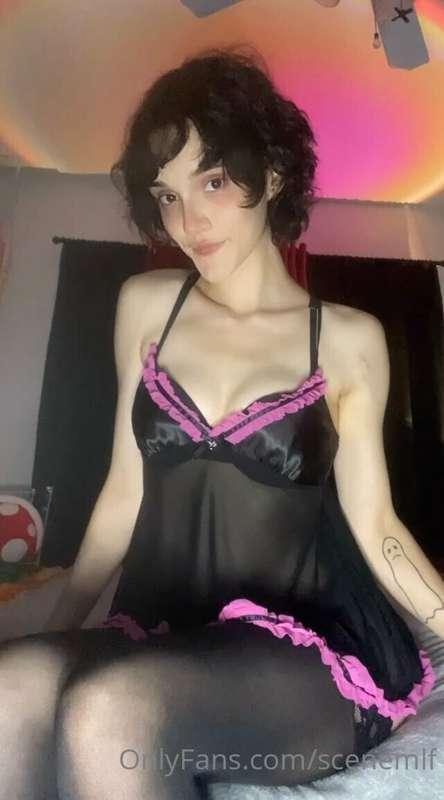 can u help me take my top off 💖
