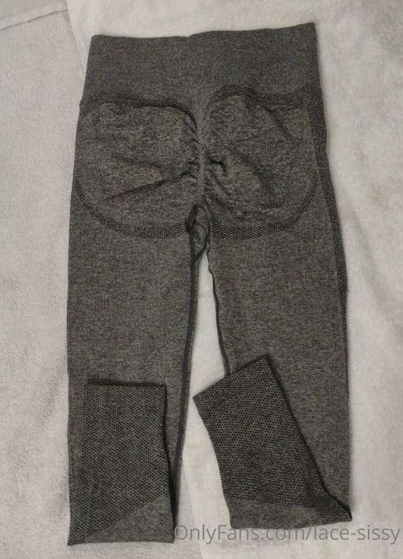 Picked up a 10 pack of panties and some new leggings that yo..