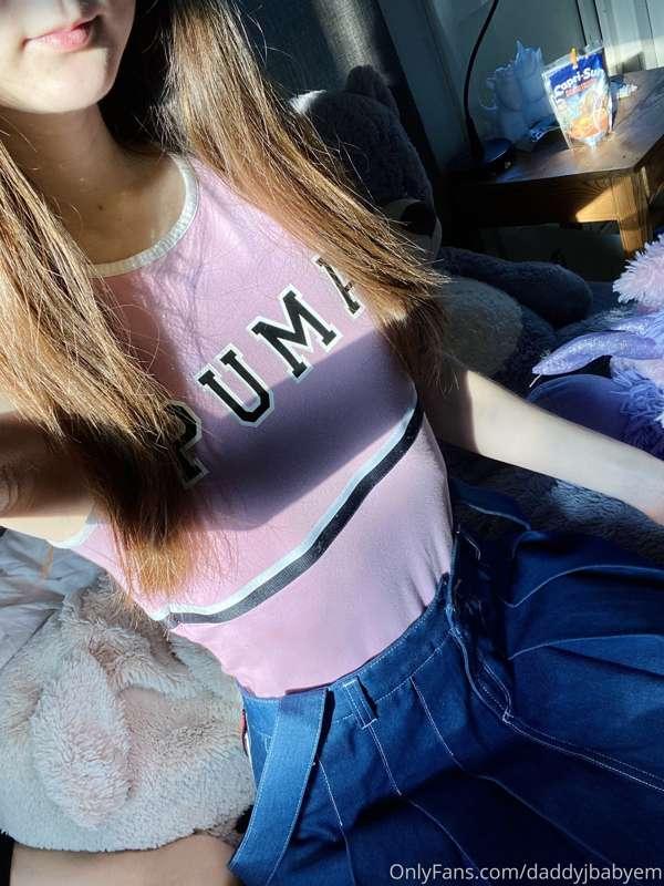 Feeling little this morning and decided to dress up in a one..