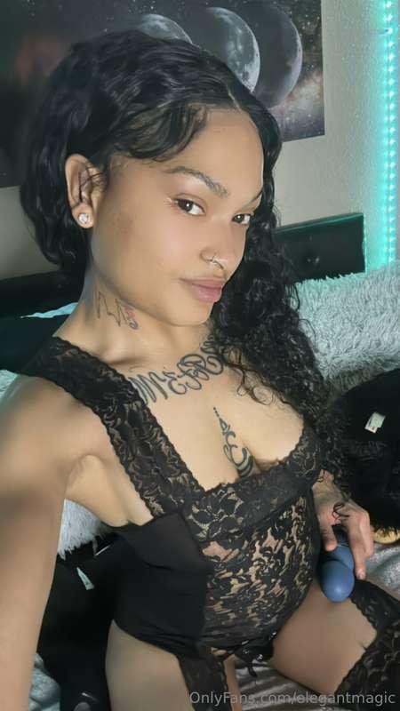 Want to watch me use my toy ? 👀🦋💕   Send tips & ill POST 😘