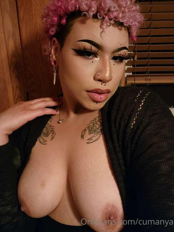 How we likin the new camera?😍 So happy I don't have to deal ..