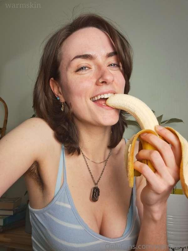a series of unfortunate events involving my banana 😂 it lite..