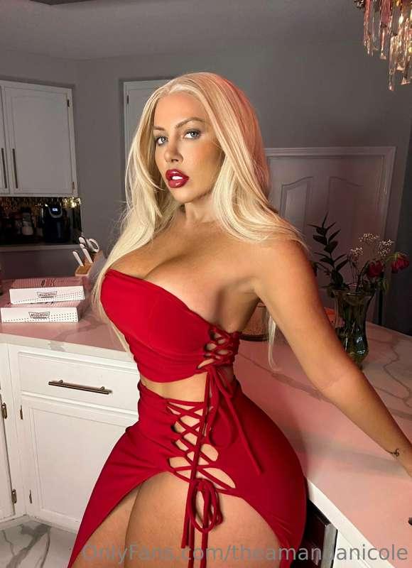 theamandanicole main image