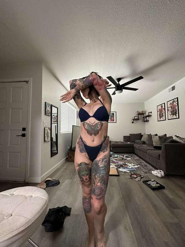 I’m lonely looking for some company! Any takers? Dm me.