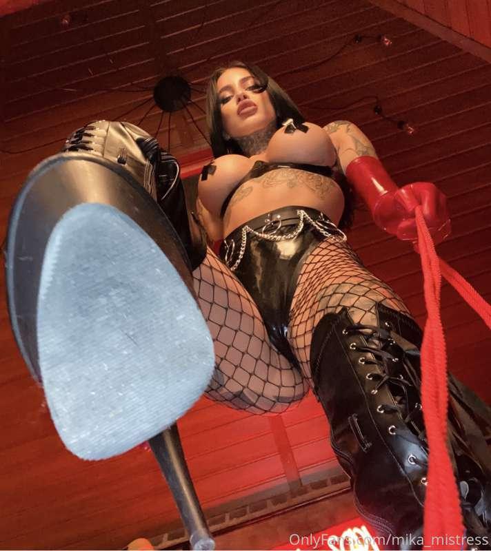 mistress_mika main image