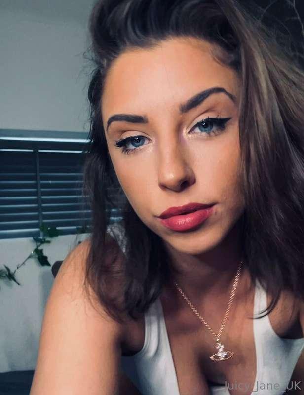 🚨 𝗧𝗶𝗰𝗸𝗲𝘁 𝗦𝗵𝗼𝘄 𝗧𝗼𝗺𝗼𝗿𝗿𝗼𝘄! 🚨 
👉🏼 Dildo Ride & Facial 
🎟️  150 T..