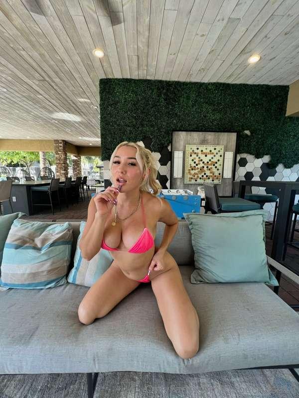 Daddy let’s get freaky🤪tip me $10 and you will get my $600 n..