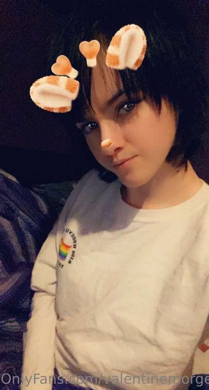 Hello everyone! I am making my onlyfans a free public page n..