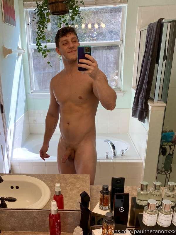 A nice long photo set 😁 my dick needs a hole I think