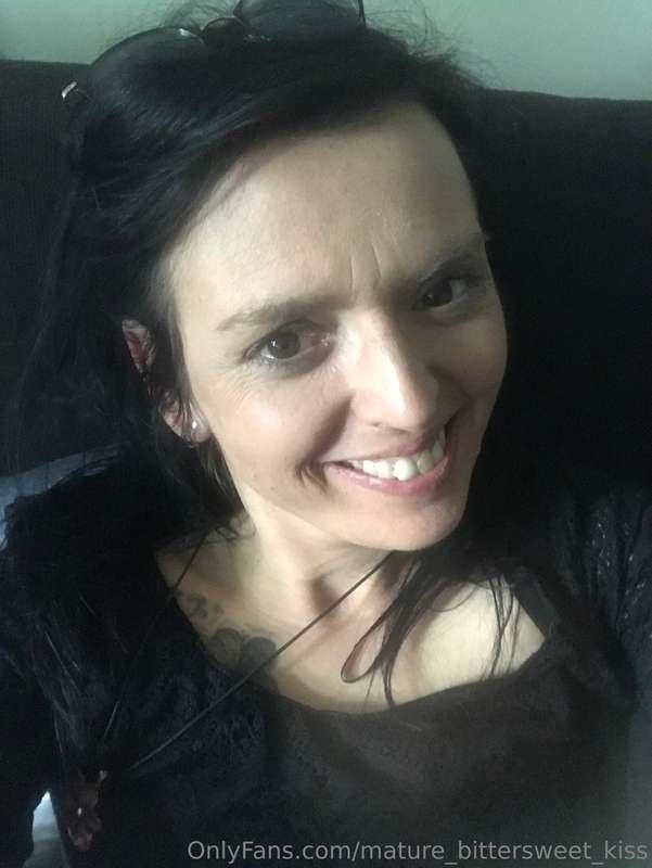 mature_bittersweet_kiss image #5