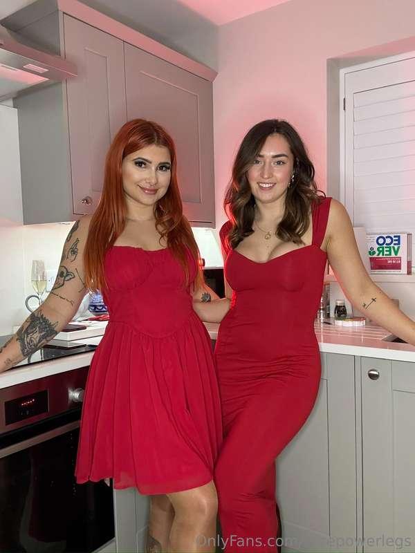 Wanna go on a date with us daddy? We are looking so sexy in ..