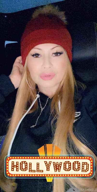 It's cold out here in Hollywood 🌟🌟🌟