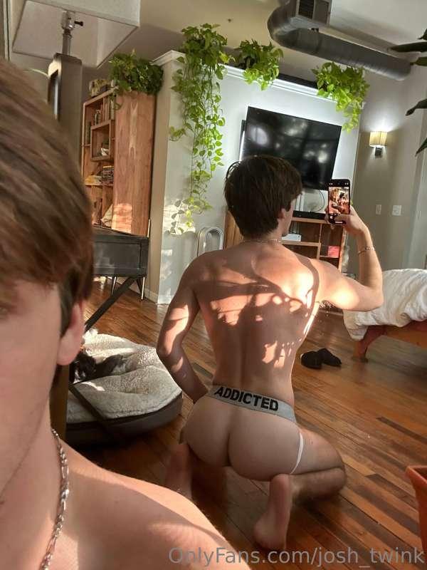 josh_twink image #1