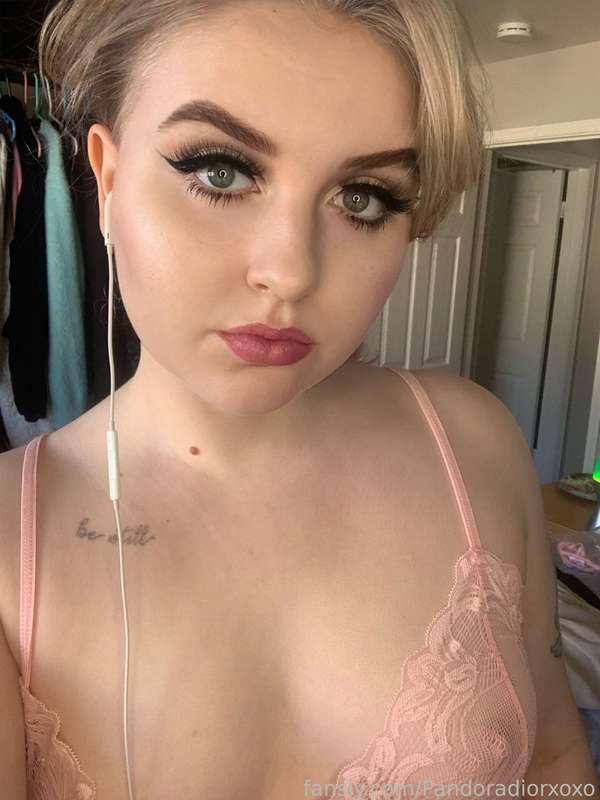 pandoradiorxoxo image #0