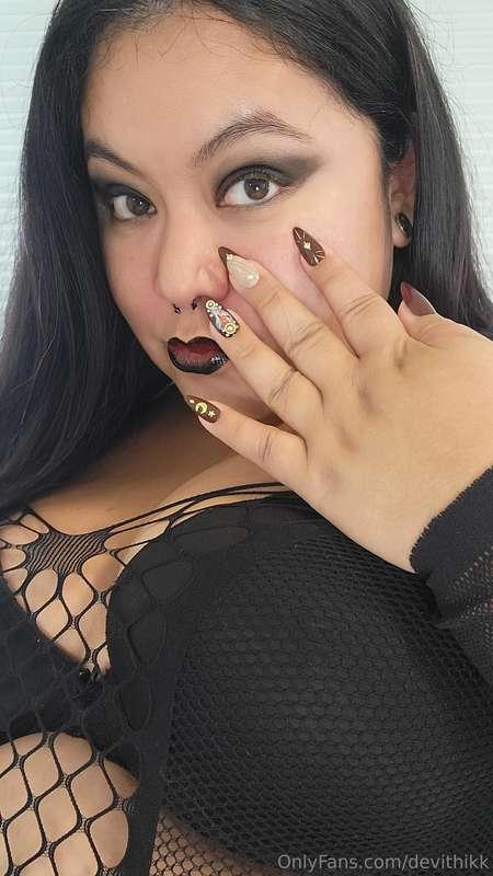 devithikk image #3
