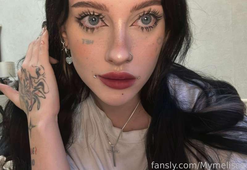 Chilling at home but wanna go out


#fyp #brunette #altgirl #egirl #tattooed #inked #pierced #alternative #tatts #tattooes #cute #lifestyle #selfie