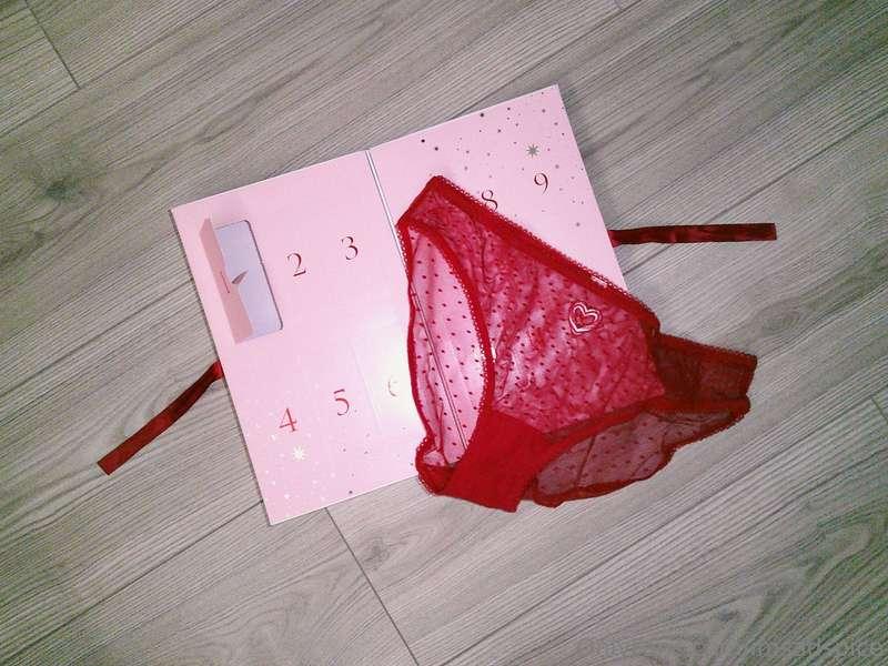 Okay so I found this 12 days of panties gift box so for the ..