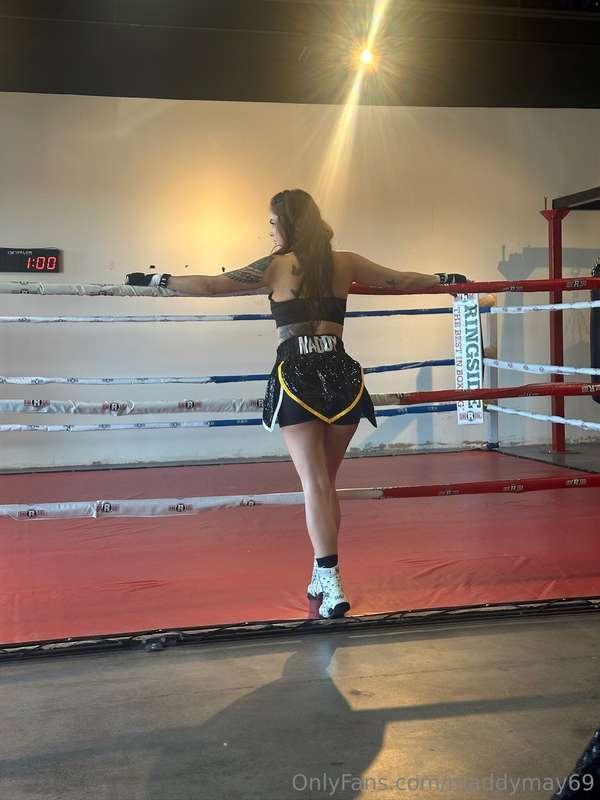 Fight night is approaching!!! Link in bio! 