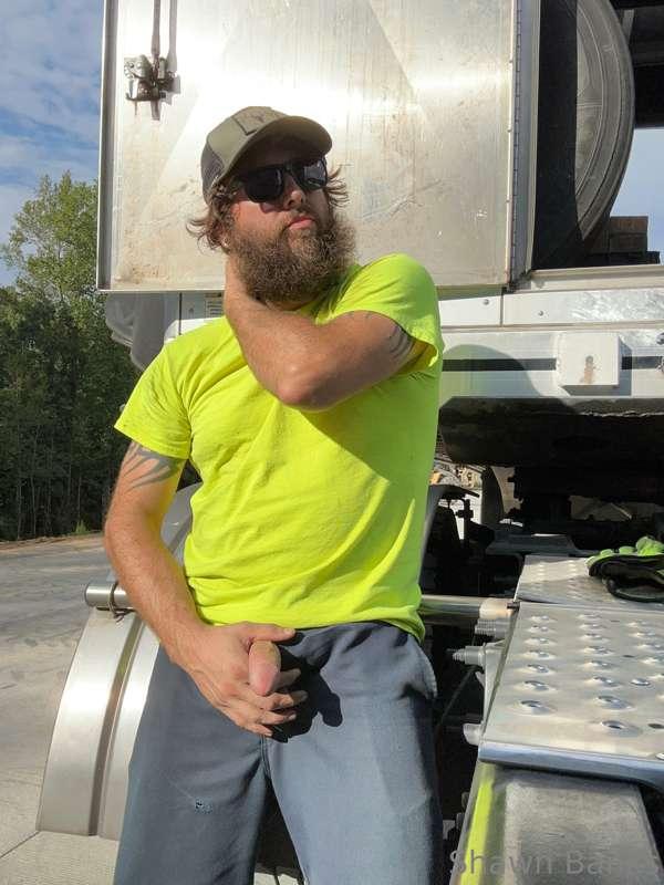 Side of the highway naughtiness while getting unloaded.